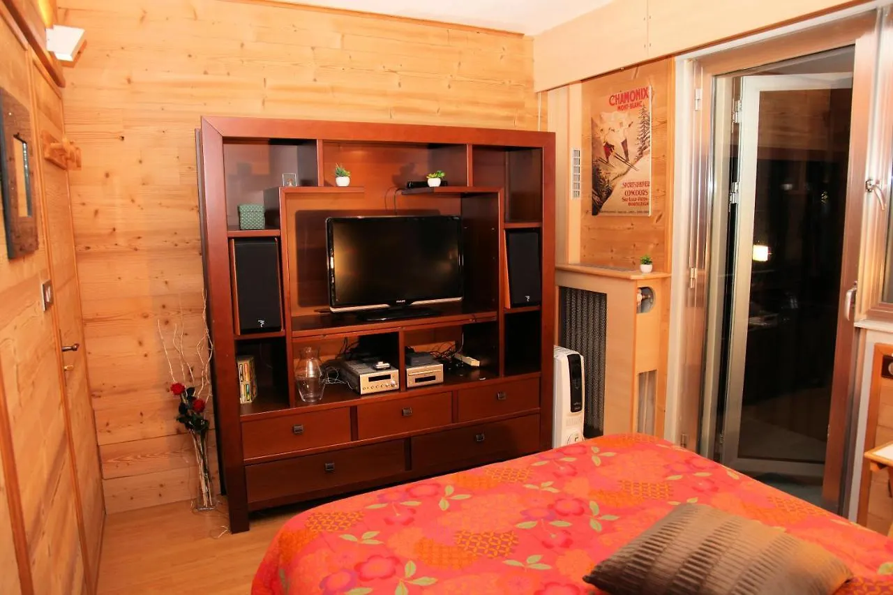 Alpinstar Apartment Chamonix 0*,